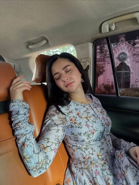 Hania Amir Dubai Silk Set